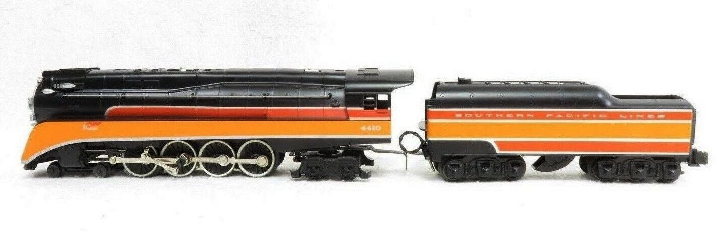 Lionel 6-18007 O Gauge 4-8-4 GS-2 Steam Locomotive Southern Pacific "Daylight" SP - NOS 4 Lionel 6-18007 O Gauge 4-8-4 GS-2 Steam Locomotive Southern Pacific "Daylight" SP - NOS - Image 2