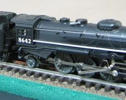 Lionel 6-18642 O Gauge 4-6-2 Steam Locomotive Lionel Lines 8642 - Like New USED
