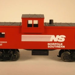 Lionel 6-19711 O Gauge Illuminated Extended Vision Caboose With Smoke Norfolk Southern NS - USED